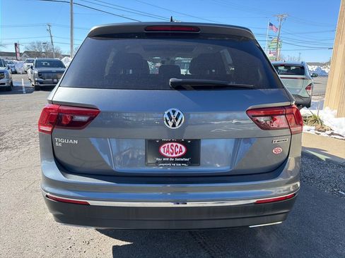 Used 2021 Volkswagen Tiguan SE w/ Panoramic Sunroof Package AWD/4WD image 6