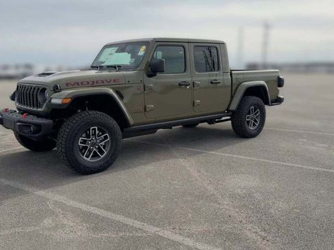 New 2026 Jeep Gladiator Mojave image 1