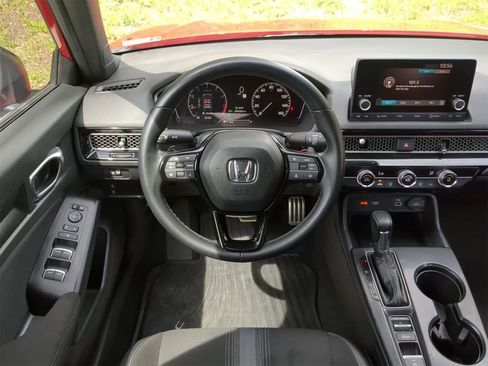 Used 2023 Honda Civic Sport image 15