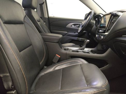 Used 2019 Chevrolet Traverse LT w/ LT Premium Package FWD image 21