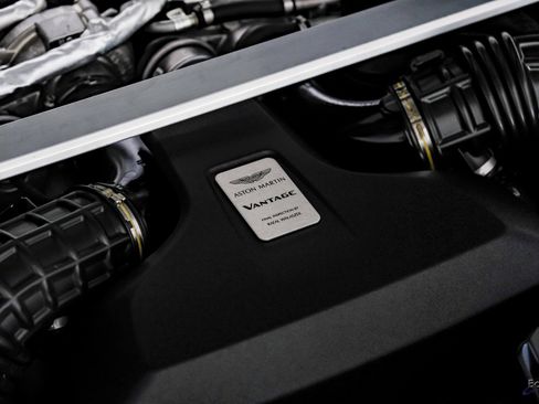 Used 2020 Aston Martin V8 Vantage Coupe image 77