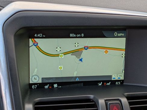 Used 2016 Volvo XC60 T5 Premier w/ Proximity Package image 21