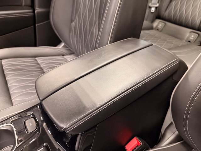 Used 2023 Buick Envision Avenir AWD/4WD image 35