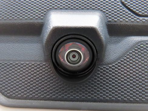 Used 2023 GMC Sierra 1500 AT4 w/ Technology Package image 38