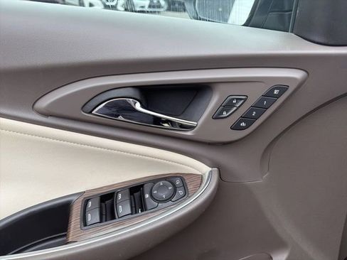 Used 2024 Chevrolet Malibu LT image 26