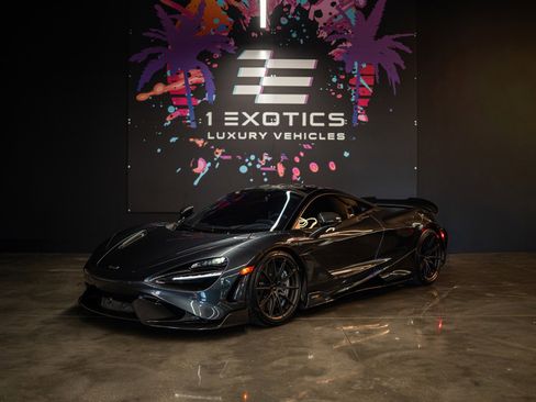 Used 2021 McLaren 765LT image 3