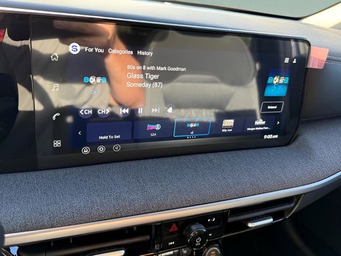 New 2026 Nissan Kicks SV w/ SV Premium Package FWD image 13