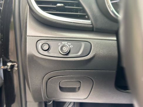 Used 2017 Buick Encore Preferred FWD image 16