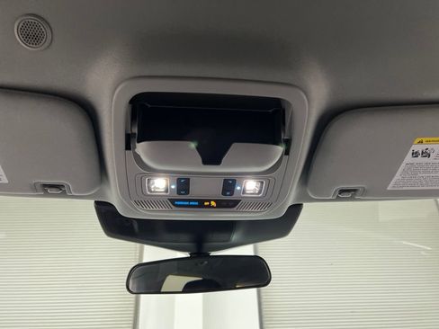 Used 2024 Ford Explorer XLT w/ Equipment Group 202A image 64