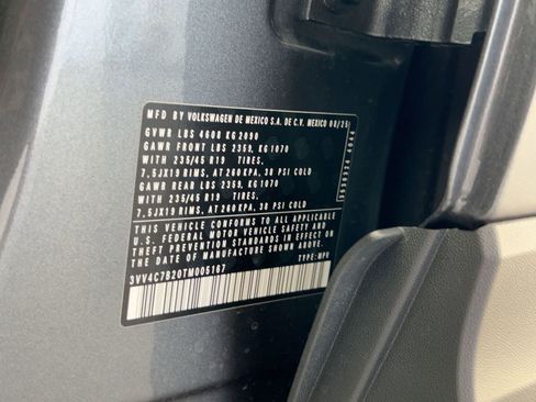 New 2026 Volkswagen Taos SEL image 21