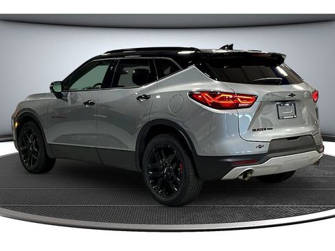 Used 2024 Chevrolet Blazer LT w/ Redline Edition AWD/4WD image 13