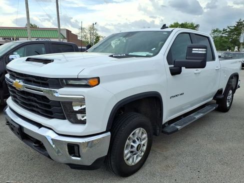 Used 2025 Chevrolet Silverado 2500 LT w/ Convenience Package image 1