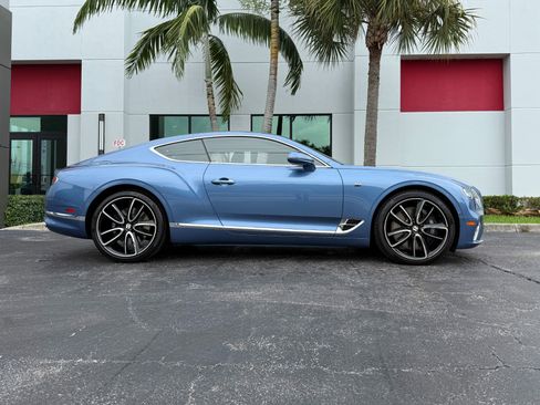 Used 2020 Bentley Continental GT V8 AWD/4WD image 2