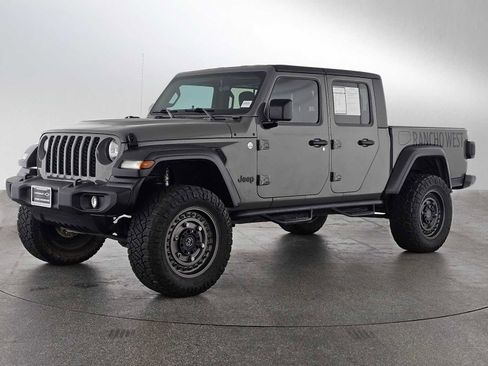 Used 2020 Jeep Gladiator Sport w/ Quick Order Package 24S image 7