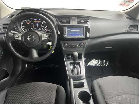 Used 2019 Nissan Sentra S image 10