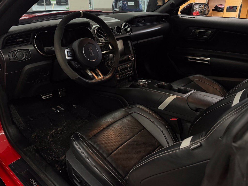 Used 2021 Ford Mustang Shelby GT500 w/ Technology Package RWD image 9