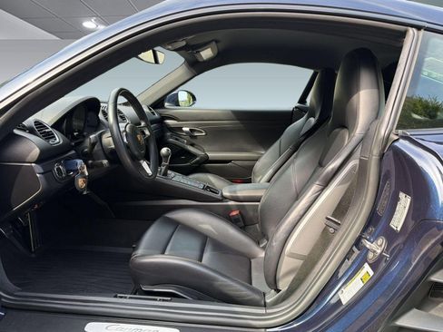 Used 2021 Porsche 718 Cayman RWD image 5