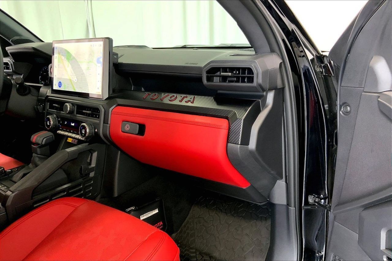 Used 2026 Toyota Tacoma TRD Pro AWD/4WD image 16