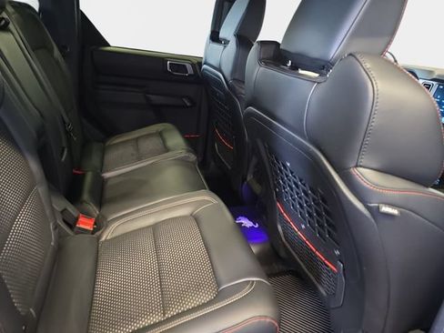 Used 2025 Ford Bronco Raptor AWD/4WD image 13