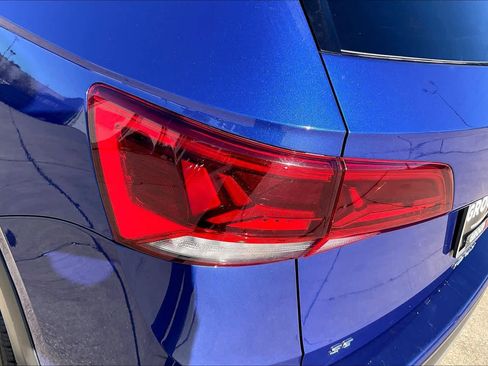 Used 2024 Volkswagen Taos SE image 28