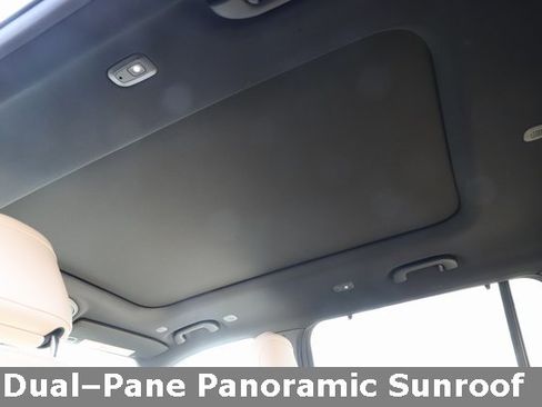 Used 2025 Jeep Grand Cherokee L Limited w/ Luxury Tech Group II image 20