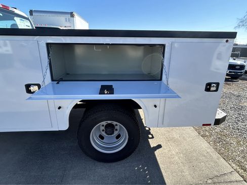 New 2023 Ford F350 XL w/ Snow Plow Prep Package image 9