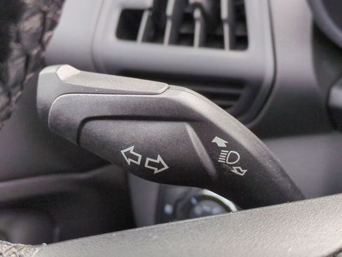 Used 2014 Ford C-MAX Energi SEL w/ Equipment Group 303A image 34