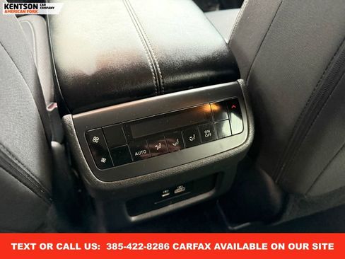 Used 2025 Nissan Pathfinder SV image 35