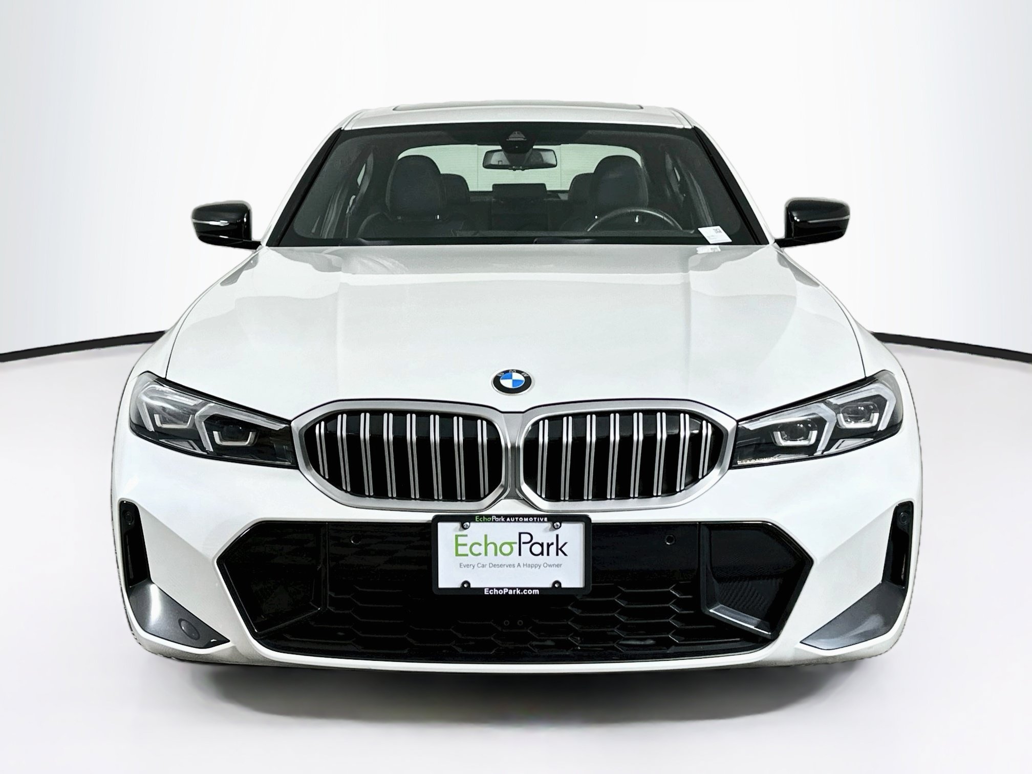 Used 2025 BMW 330i xDrive Sedan w/ M Sport Package AWD/4WD image 2