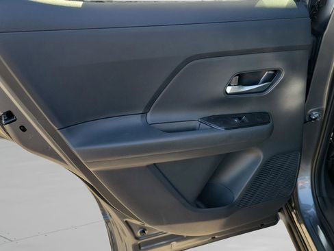 New 2026 Nissan Kicks SV image 9