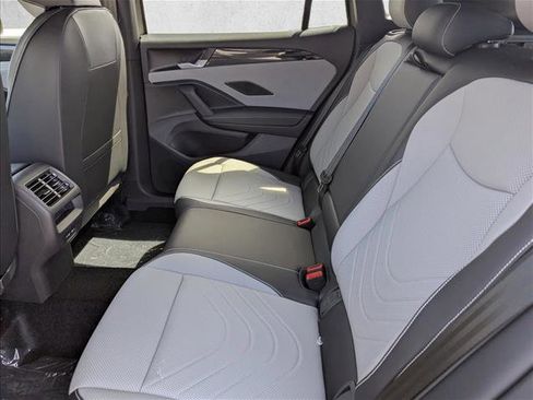 New 2026 Volkswagen Tiguan SE R-Line FWD image 24