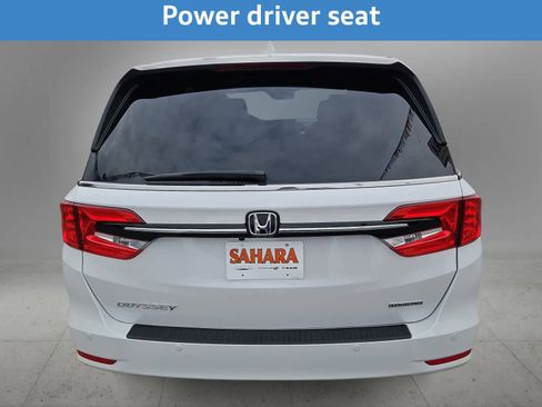 Used 2023 Honda Odyssey Touring image 9