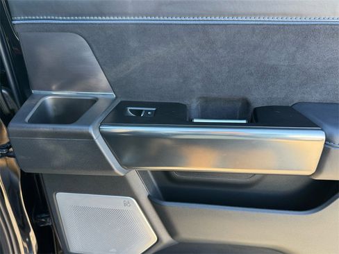 Used 2024 Ford F150 Platinum w/ Equipment Group 702A High image 18