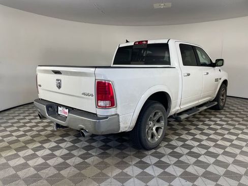 Used 2017 RAM 1500 Laramie w/ Convenience Group AWD/4WD image 17