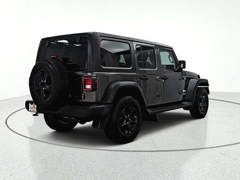 Used 2018 Jeep Wrangler Unlimited Sport S AWD/4WD image 6