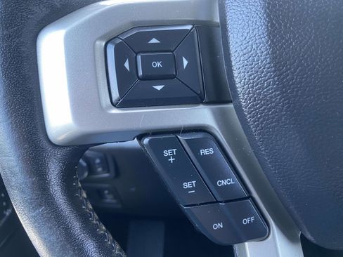 Certified 2020 Ford F150 Lariat RWD image 20