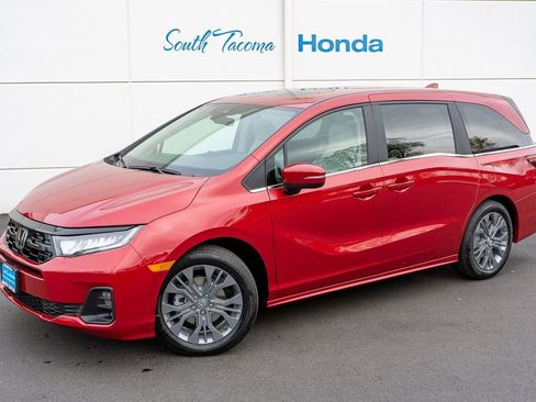 New 2026 Honda Odyssey Touring image 2