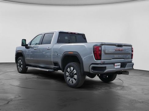 New 2026 GMC Sierra 3500 Denali w/ Denali Reserve Package AWD/4WD image 3