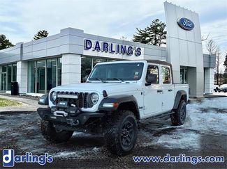 Used 2025 Jeep Gladiator Sport video 1