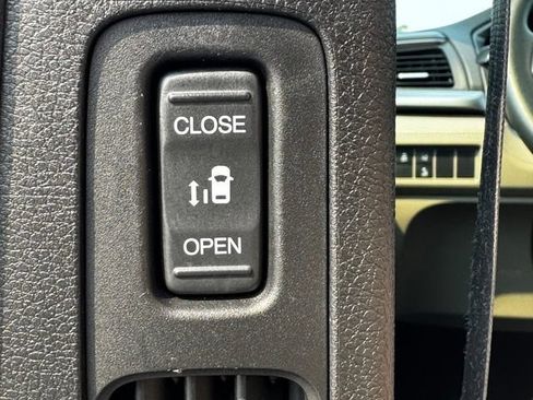 Used 2020 Honda Odyssey EX image 17