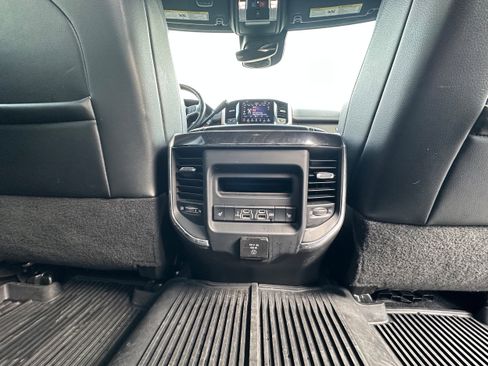 Used 2019 RAM 3500 Laramie image 18