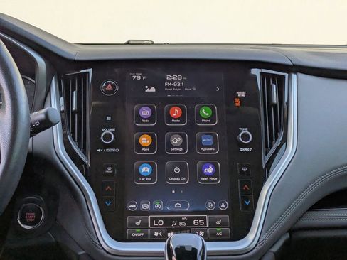 Used 2025 Subaru Outback Onyx Edition image 19