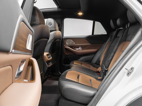 Used 2024 Mercedes-Benz GLE 53 AMG 4MATIC Coupe image 35