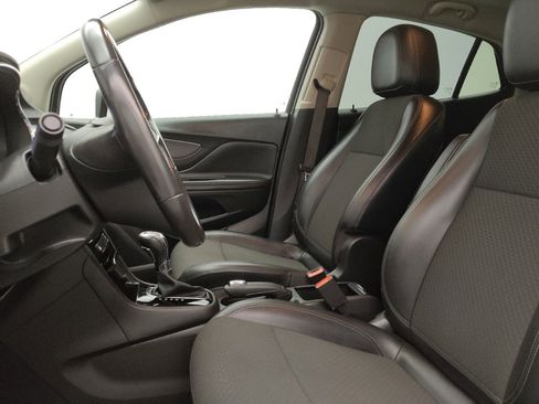 Used 2020 Buick Encore Preferred image 17