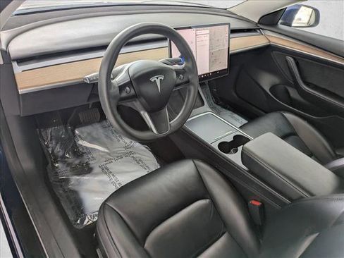 Used 2022 Tesla Model 3 Long Range image 10