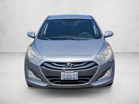 Used 2014 Hyundai Elantra GT FWD image 2