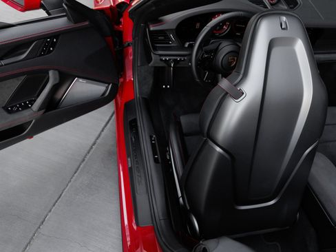 Certified 2024 Porsche 911 Carrera S RWD image 25