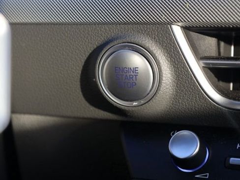 Used 2024 Hyundai Sonata SEL w/ Convenience Package image 9