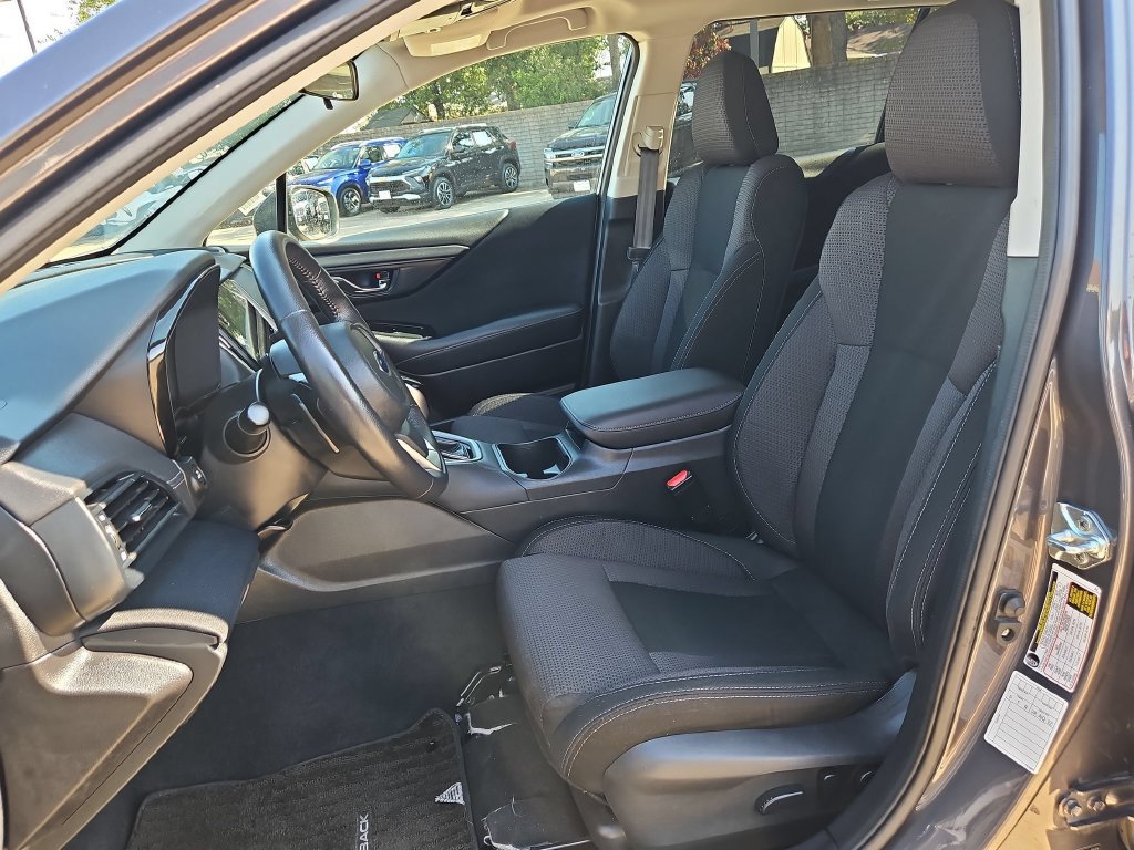 Used 2025 Subaru Outback Premium AWD/4WD image 22