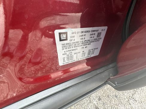 Used 2022 Chevrolet Trax LT w/ LT Convenience Package image 35